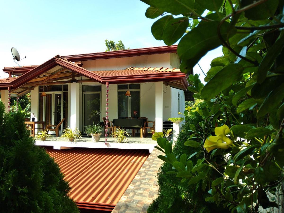 Sandhara Home Stay Tangalle Kültér fotó
